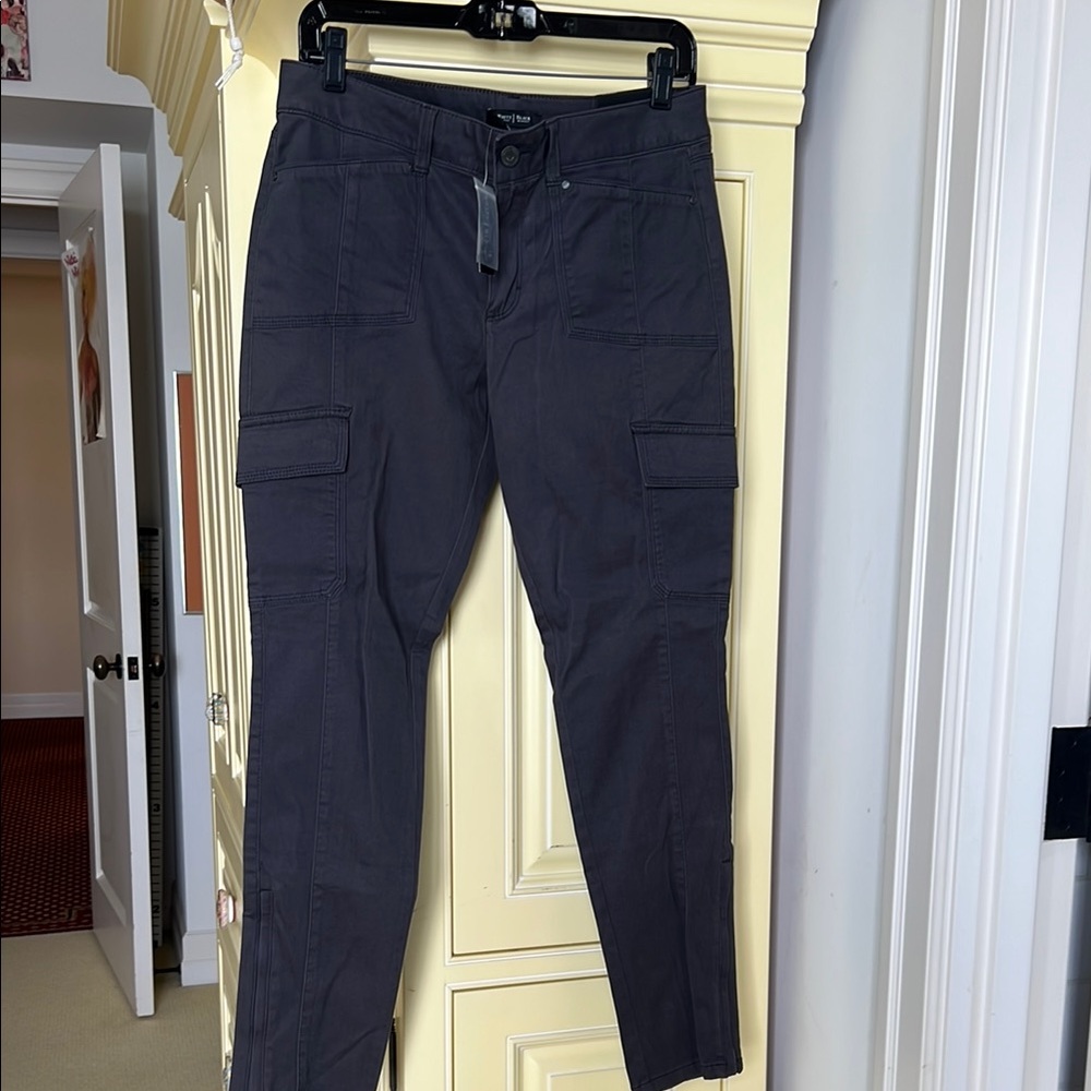 White House Black Market Black Cargo Pants with Sleek Design size 8 coal grey